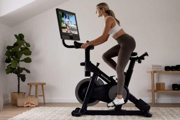 Endurance Enthusiasts Unite: Dive into the Best Exercise Bike Workouts