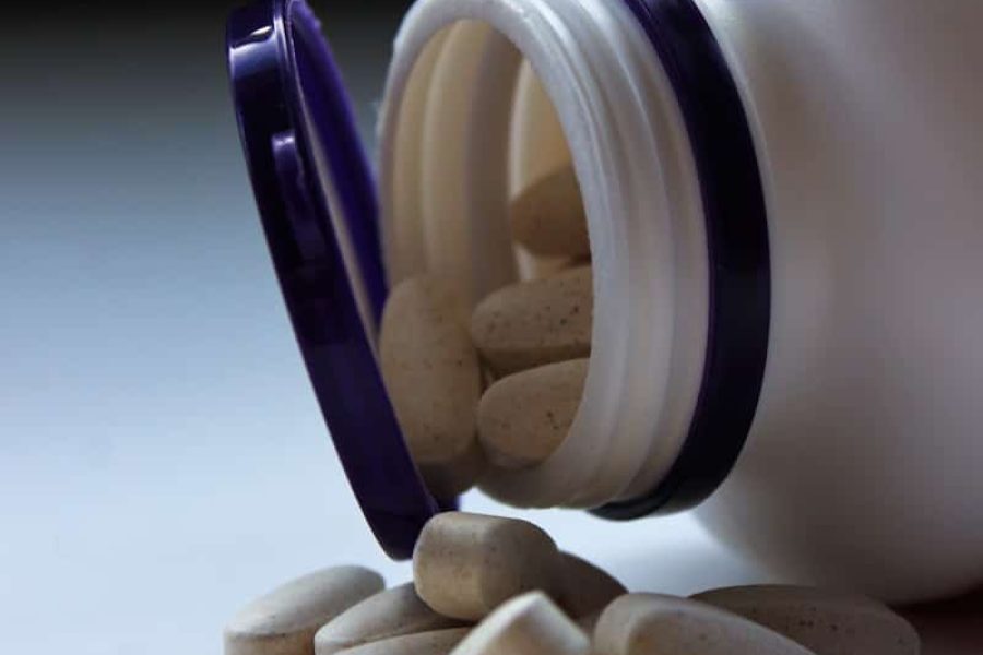 oval white medication pills
